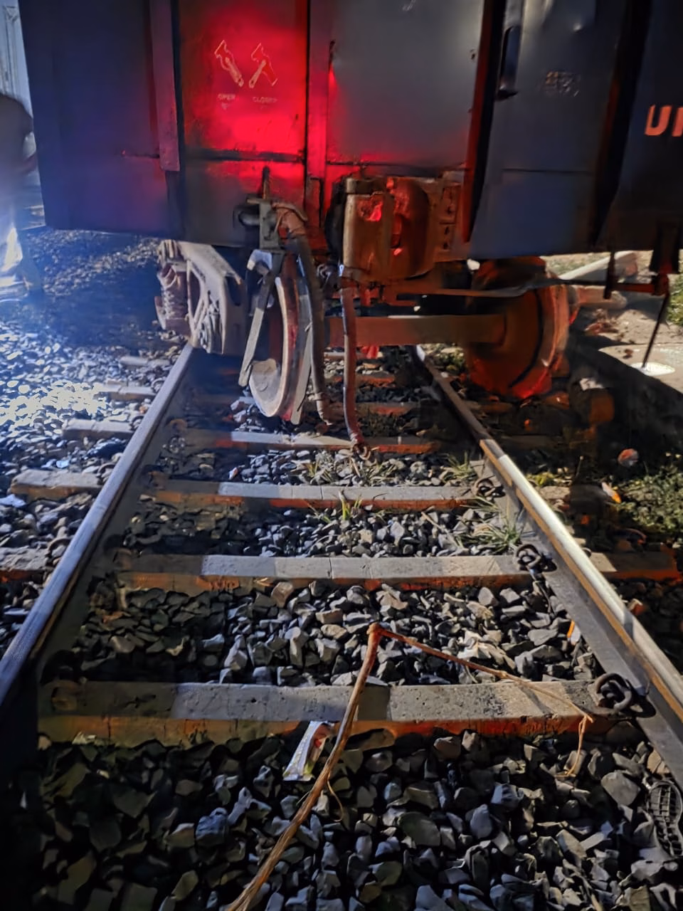 Bihar Train Derails Near Dheng Station, Minimal Impact on Services Reported